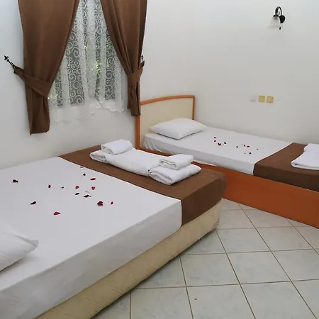 Bed & Breakfast Tunays Pansiyon Cirali