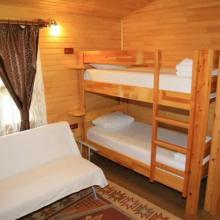 Bed & Breakfast Tunays Pansiyon *