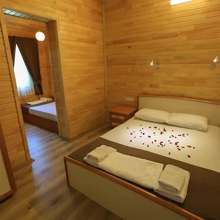 Tunays Pansiyon Bed & Breakfast